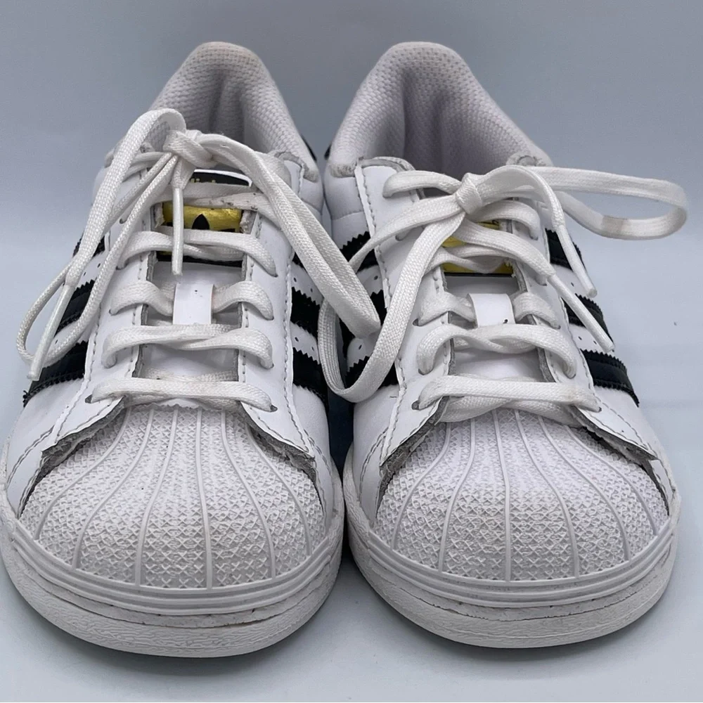 adidas shoes style